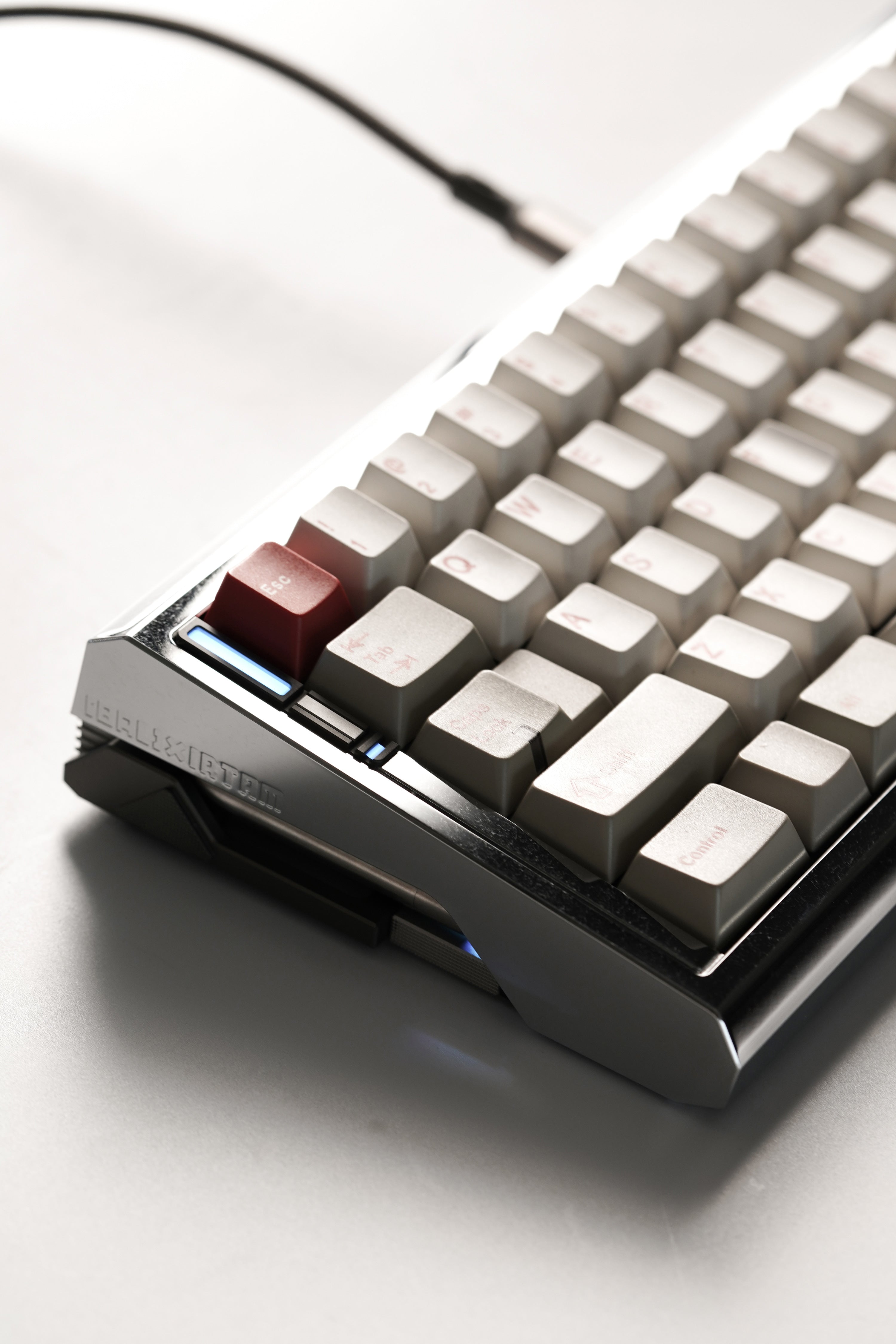 [Instock] NOOS Extra Top Case – Matrix lab